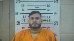 Mugshot of FERNANDEZ, IVAN