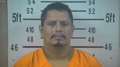 Mugshot of HERNANDEZ, TOMAS